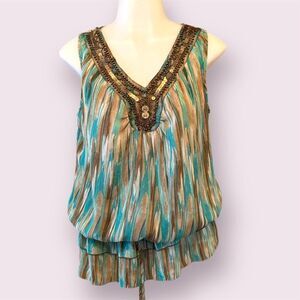 SIGNATURE BY LARRY LEVINE Vintage Y2K Sleeveless Embelished Top